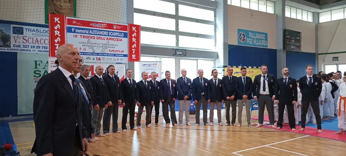 Arbitri e ufficiali di gara — archivio fotografico del Dōjō Akira-Ito e SKI Sicilia